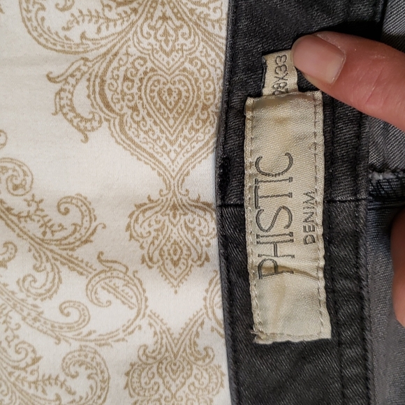 ❤️3/$30 Phistic gray bootcut jeans 28x33 - Picture 2 of 12